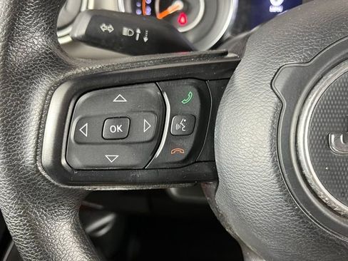 Used 2018 Jeep Wrangler Sport image 14