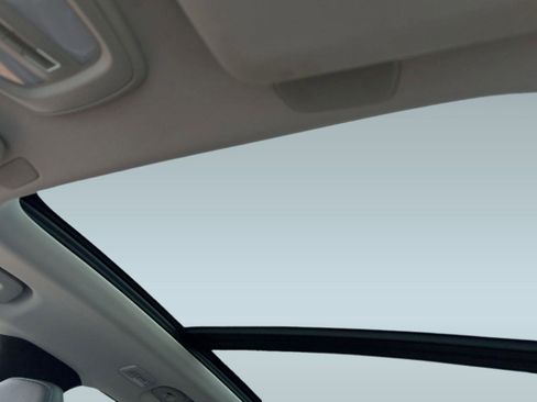 Certified 2023 Volvo XC90 T8 Plus w/ Protection Package Premier image 14