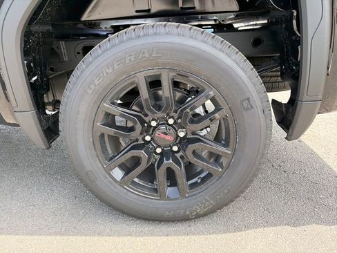 New 2026 GMC Sierra 1500 Elevation AWD/4WD image 24