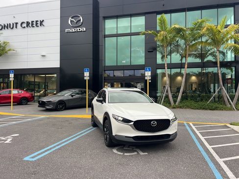 Used 2021 MAZDA CX-30 2.5 Turbo w/ Premium Package image 2