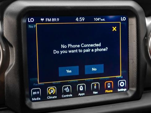 Used 2020 Jeep Wrangler Unlimited Sahara AWD/4WD image 25