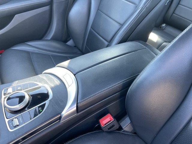 Used 2019 Mercedes-Benz C 300 Sedan image 20