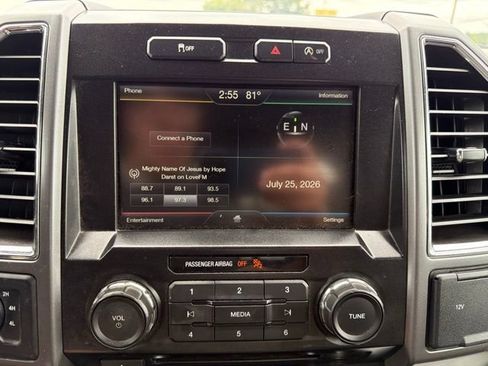Used 2015 Ford F150 XLT w/ Equipment Group 302A Luxury AWD/4WD image 15