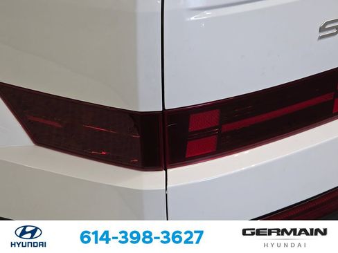 Used 2025 Hyundai Santa Fe SEL AWD/4WD image 16