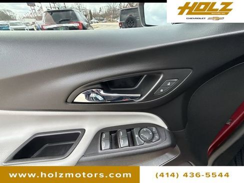 Certified 2019 Chevrolet Equinox LT w/ LT True North Edition image 24