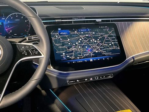 New 2027 Mercedes-Benz E 450 4MATIC Sedan image 8