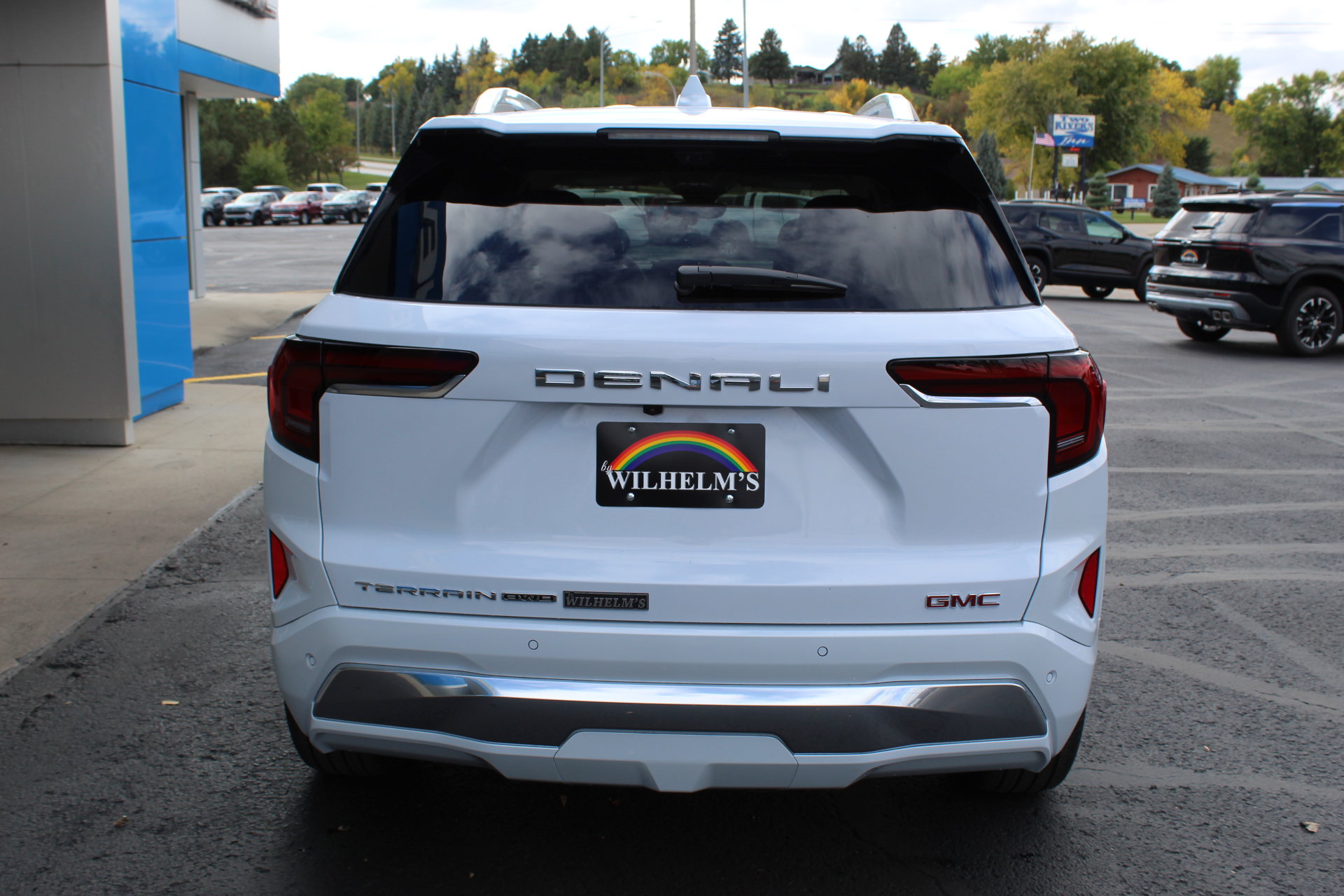 New 2027 GMC Terrain Denali w/ LPO, Floor Liner Package AWD/4WD image 4