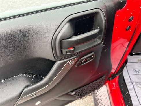 Used 2013 Jeep Wrangler Unlimited Sport image 20