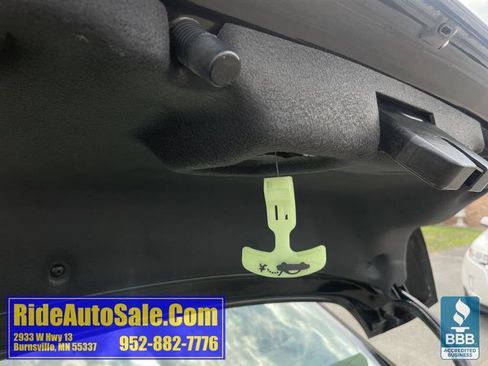 Used 2015 Ford Focus SE FWD image 30