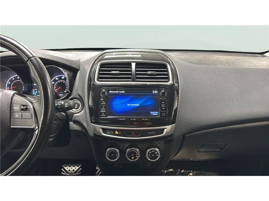 Used 2016 Mitsubishi Outlander Sport SEL FWD image 29