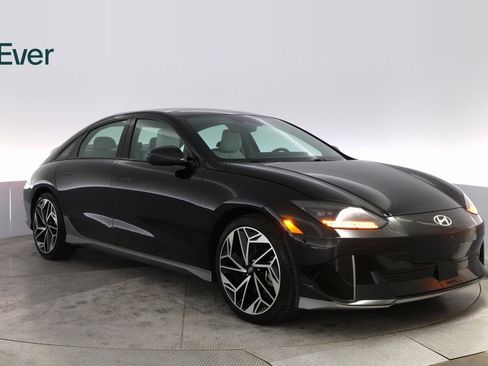 Used 2023 Hyundai Ioniq 6 Limited image 4