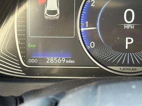 Used 2019 Lexus UX 200 w/ Premium Package FWD image 30
