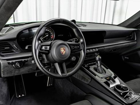 Used 2023 Porsche 911 GT3 RWD image 32