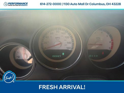 Used 2010 Dodge Challenger R/T RWD image 19