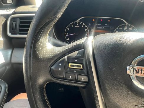 Used 2017 Nissan Maxima 3.5 SL FWD image 19
