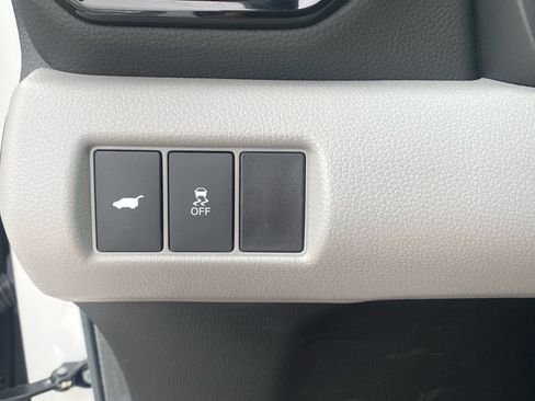 Used 2025 Honda Pilot Touring image 15