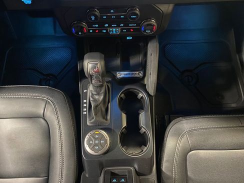 New 2025 Ford Bronco Badlands image 15