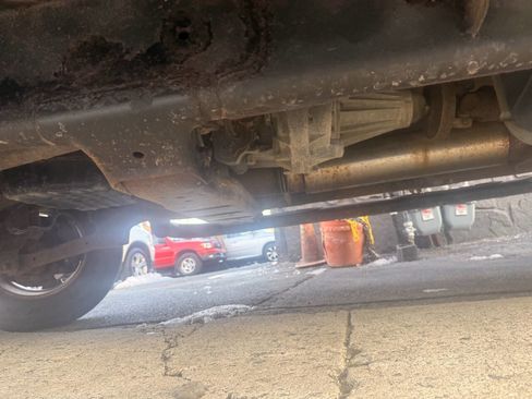 Used 2006 Dodge Ram 2500 Truck SLT image 17