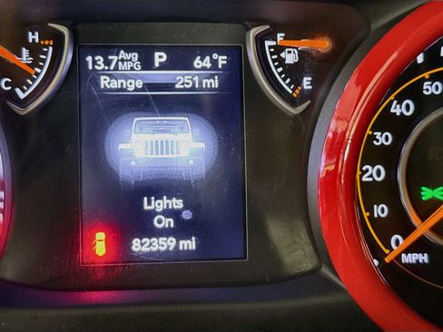 Used 2018 Jeep Wrangler Unlimited Sport S AWD/4WD image 13