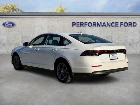 Used 2023 Honda Accord EX image 10