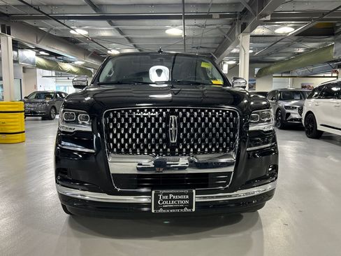 Used 2022 Lincoln Navigator L Black Label AWD/4WD image 6