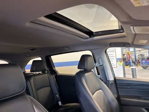 Used 2024 Honda Odyssey EX-L image 36