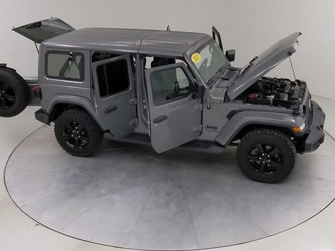 Used 2021 Jeep Wrangler Unlimited Sahara AWD/4WD image 47