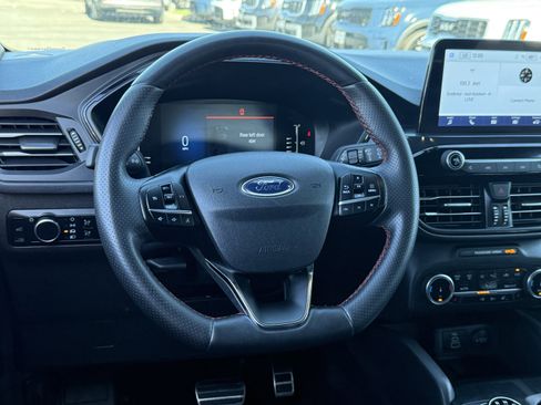 Used 2024 Ford Escape ST-Line w/ Cold Weather Package image 25