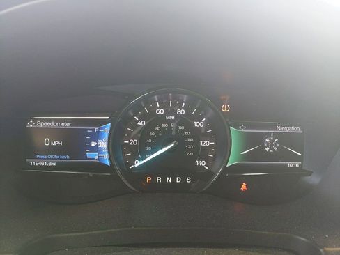 Used 2017 Ford Explorer Limited AWD/4WD image 25