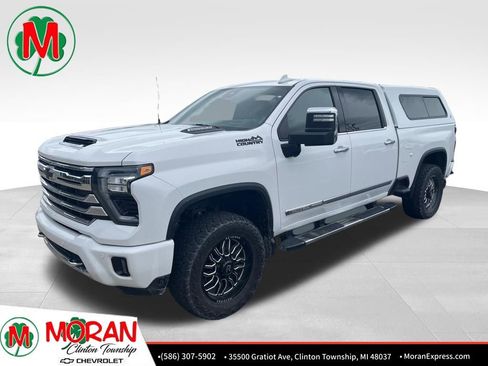 Certified 2024 Chevrolet Silverado 2500 High Country w/ High Country Premium Package AWD/4WD image 1