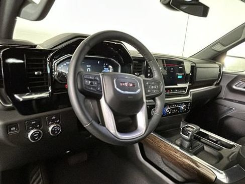 Used 2023 GMC Sierra 1500 Elevation w/ LPO, Elevation Black Package AWD/4WD image 13