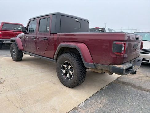 Used 2021 Jeep Gladiator Sport image 10