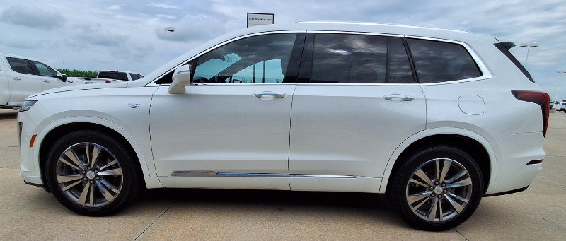 Used 2021 Cadillac XT6 Premium Luxury FWD image 5