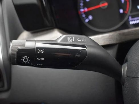 Used 2022 Kia Sorento S image 25