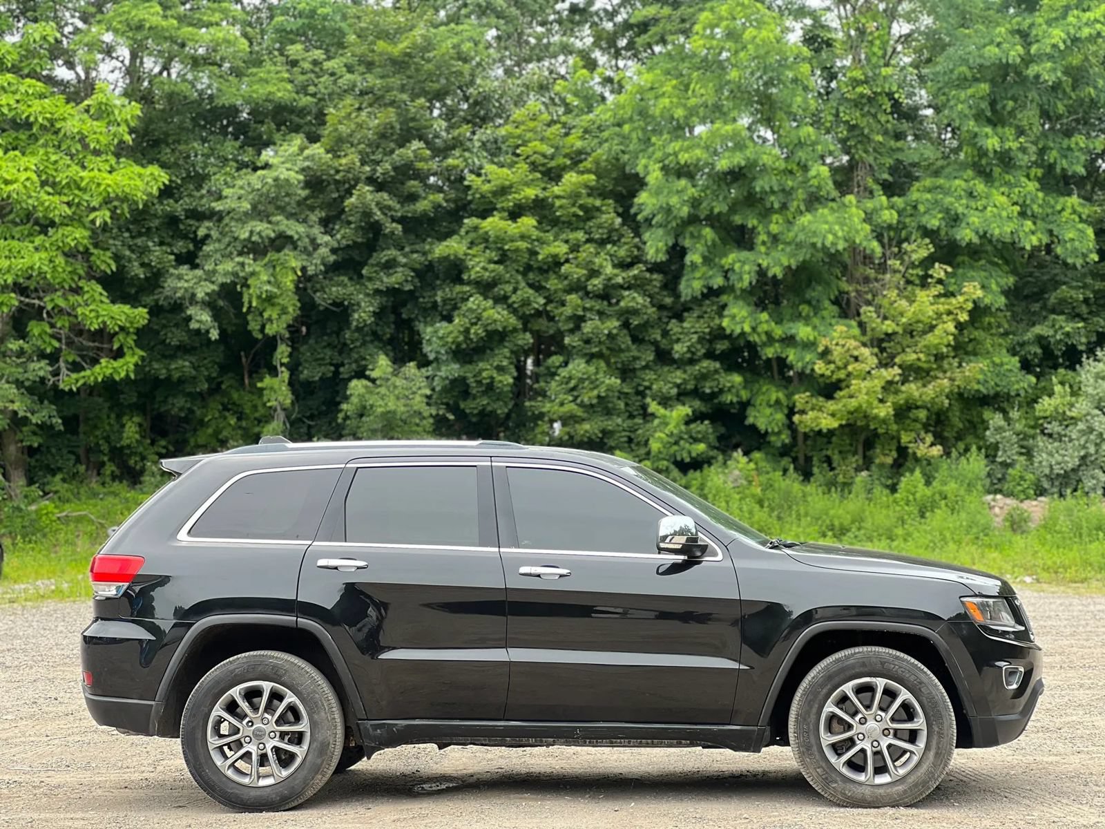 Used 2014 Jeep Grand Cherokee Limited w/ Trailer Tow Group IV AWD/4WD image 7