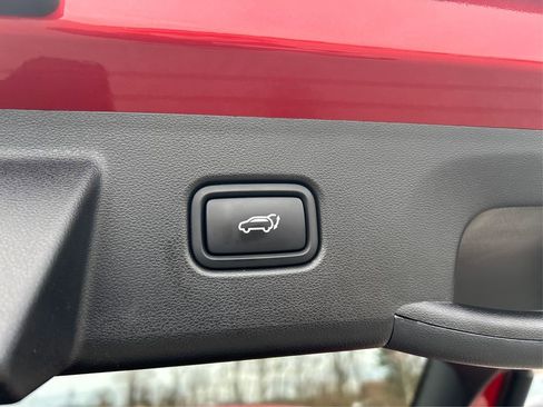 Used 2022 Hyundai Tucson Limited image 14