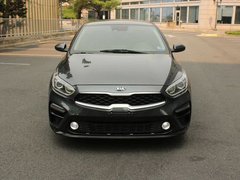 Used 2020 Kia Forte LXS FWD image 3