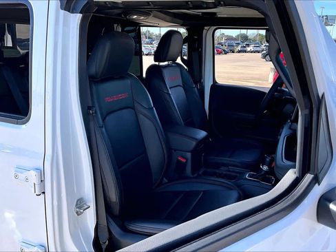 Used 2024 Jeep Gladiator Rubicon image 16
