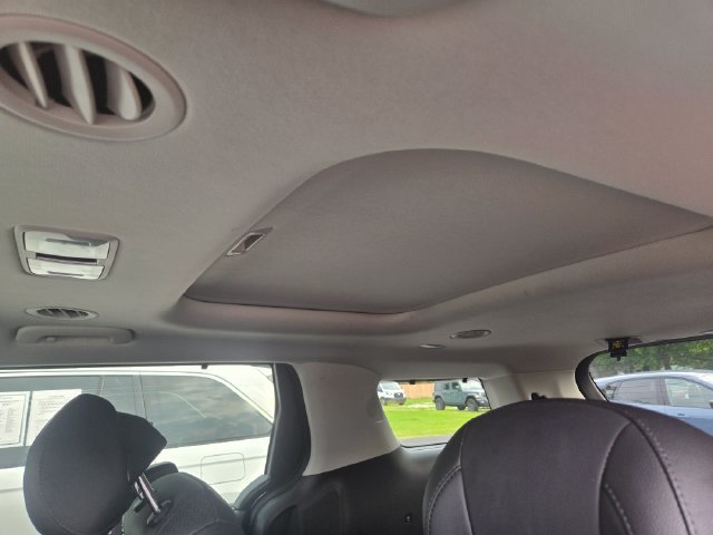 Used 2025 Kia Carnival SX Prestige FWD image 23