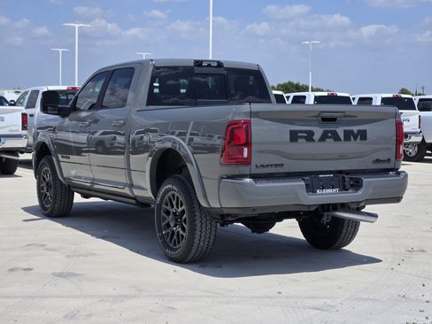 New 2026 RAM 2500 Limited AWD/4WD image 4