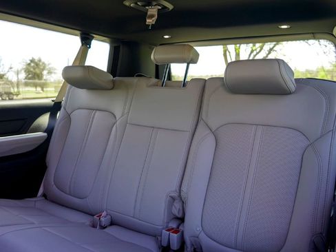 New 2026 Jeep Grand Wagoneer L Limited AWD/4WD image 26