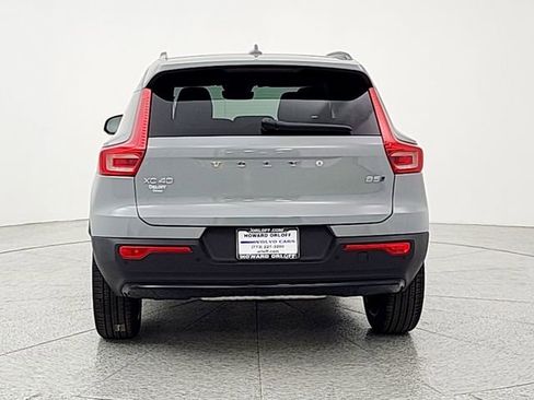 New 2026 Volvo XC40 B5 Plus w/ Climate Package AWD/4WD image 6