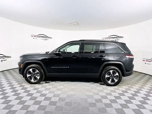 Used 2023 Jeep Grand Cherokee 4WD 4xe image 5