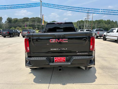 Used 2021 GMC Sierra 3500 Denali w/ Denali Ultimate Package AWD/4WD image 5