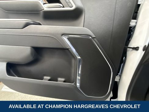 Used 2023 Chevrolet Silverado 1500 LT AWD/4WD image 32