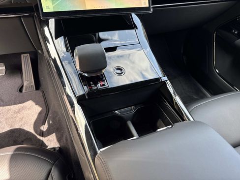 New 2026 Land Rover Range Rover Sport Dynamic SE AWD/4WD image 27