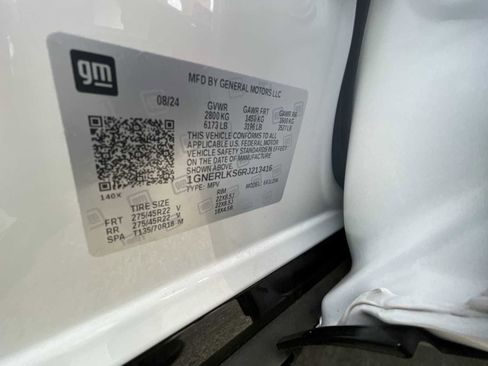 Certified 2024 Chevrolet Traverse RS image 34