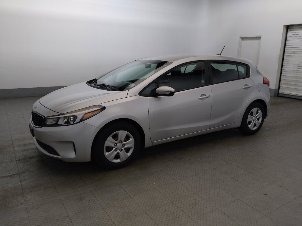 Used 2017 Kia Forte LX FWD image 2