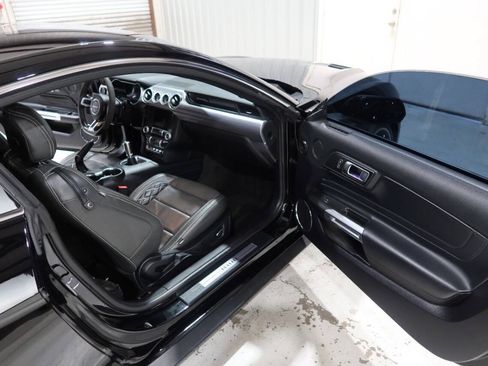 Used 2019 Ford Mustang Bullitt w/ Bullitt Electronics Package RWD image 10