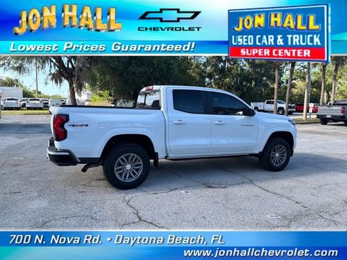 Used 2024 Chevrolet Colorado LT w/ LT Convenience Package II image 15